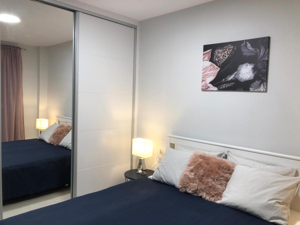 Victoria Luxury Beachfront Apartment In Benalmadena Costa Dış mekan fotoğraf