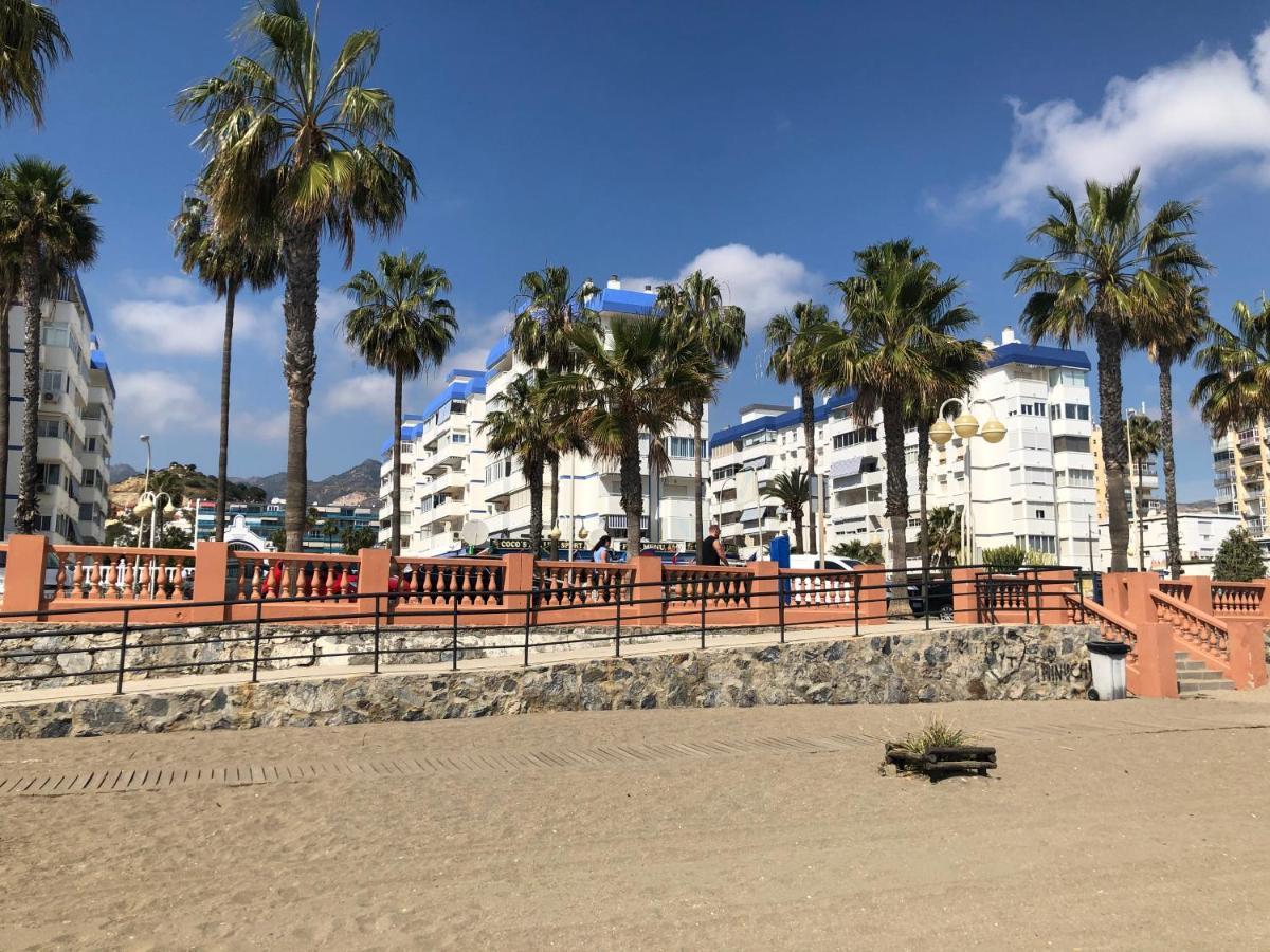 Victoria Luxury Beachfront Apartment In Benalmadena Costa Dış mekan fotoğraf