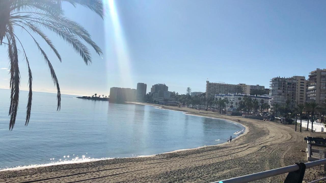 Victoria Luxury Beachfront Apartment In Benalmadena Costa Dış mekan fotoğraf